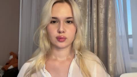 Chloe online show from 3, 6, 2026