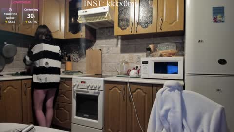 Snapshot of cutiekitty_cb chatting on 19, 12, 2024 cutiekitty_cb online show from 19, 12, 2024