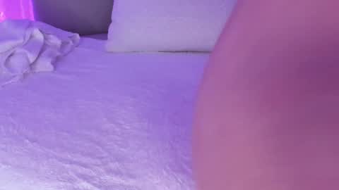 Snapshot of cutte_hanna18 chatting on 16, 12, 2025 Hannah online show from 16, 12, 2025