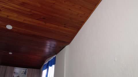 Snapshot of cuty_sexy_hotxx chatting on 12, 10, 2025 LIZETH online show from 12, 10, 2025