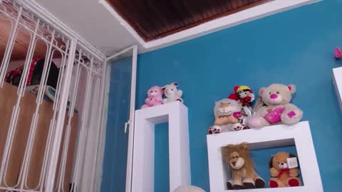 Snapshot of cuty_sexy_hotxx chatting on 23, 11, 2025 LIZETH online show from 23, 11, 2025