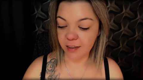 Snapshot of cyberdomme chatting on 6, 2, 2025 Full time mean bitch. online show from 6, 2, 2025