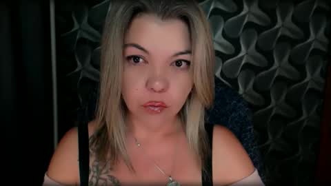 Snapshot of cyberdomme chatting on 20, 9, 2025 Full time mean bitch. online show from 20, 9, 2025