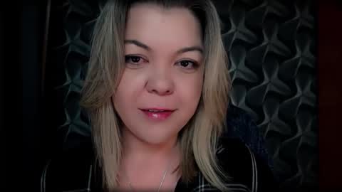 Snapshot of cyberdomme chatting on 4, 12, 2025 Full time mean bitch. online show from 4, 12, 2025