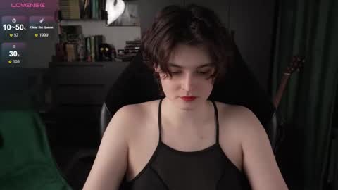 Snapshot of cybersamuraii chatting on 22, 12, 2025 Helen Blossom online show from 22, 12, 2025