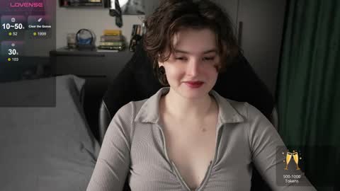 Snapshot of cybersamuraii chatting on 23, 4, 2026 Helen Blossom online show from 23, 4, 2026