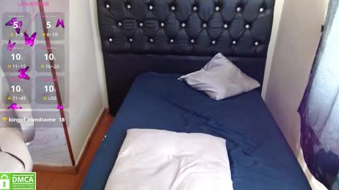 Snapshot of cynthia_94 chatting on 4, 10, 2025 Cynthia online show from 4, 10, 2025