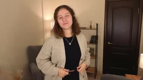 Snapshot of cynthia_myers chatting on 15, 10, 2025 Lola online show from 15, 10, 2025