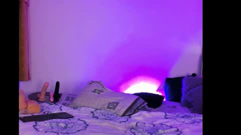 cynthiaa33 online show from 19, 2, 2025