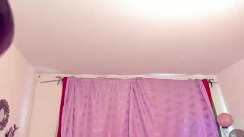 Cynthia online show from 5, 12, 2025