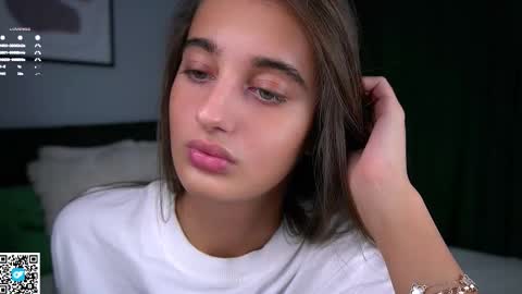 Isabella online show from 20, 10, 2025