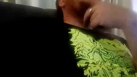 Snapshot of d1988 chatting on 22, 11, 2025 D online show from 22, 11, 2025