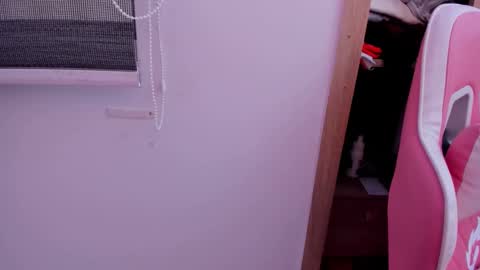 Snapshot of d___darling chatting on 23, 12, 2024 darling online show from 23, 12, 2024