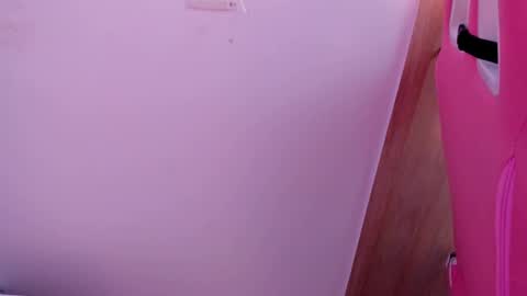 Snapshot of d___darling chatting on 2, 2, 2025 darling online show from 2, 2, 2025