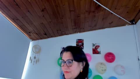 Snapshot of d_martii chatting on 1, 2, 2025 Mia online show from 1, 2, 2025