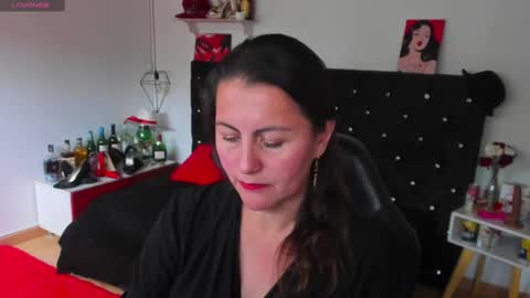 Snapshot of d_martii chatting on 12, 2, 2025 Mia online show from 12, 2, 2025