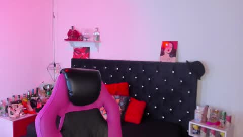 Snapshot of d_martii chatting on 16, 2, 2025 Mia online show from 16, 2, 2025