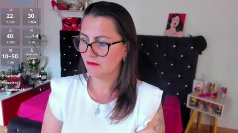 Snapshot of d_martii chatting on 28, 2, 2025 Mia online show from 28, 2, 2025