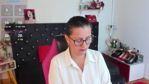 Snapshot of d_martii chatting on 12, 3, 2025 Mia online show from 12, 3, 2025