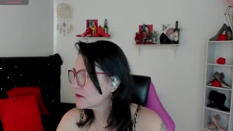 Snapshot of d_martii chatting on 20, 9, 2025 Mia online show from 20, 9, 2025