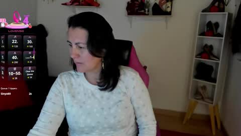 Snapshot of d_martii chatting on 20, 9, 2025 Mia online show from 20, 9, 2025