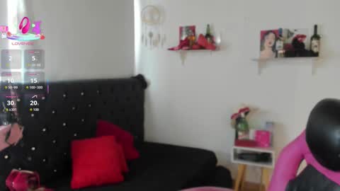 Snapshot of d_martii chatting on 23, 9, 2025 Mia online show from 23, 9, 2025