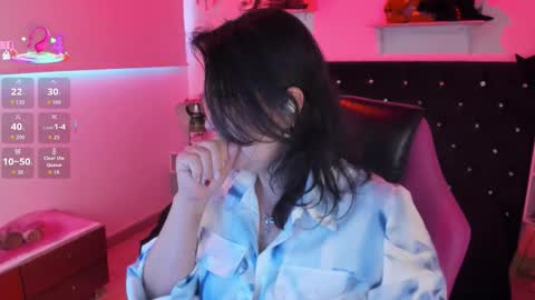 Snapshot of d_martii chatting on 30, 9, 2025 Mia online show from 30, 9, 2025