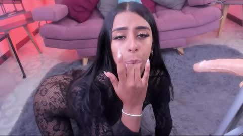 Daniela  online show from 19, 11, 2025