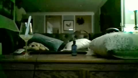 Snapshot of dadddyslilslxtxx chatting on 11, 11, 2025 cumslutangel online show from 11, 11, 2025