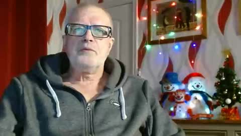 Snapshot of daddiescockforyou chatting on 17, 12, 2024 Brian ... online show from 17, 12, 2024