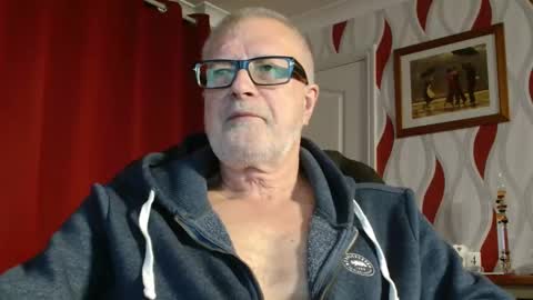 Snapshot of daddiescockforyou chatting on 4, 11, 2025 Brian ... online show from 4, 11, 2025