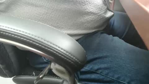 Snapshot of daddy7194 chatting on 13, 11, 2025 daddy7194 online show from 13, 11, 2025