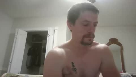 Snapshot of daddy_smallz chatting on 16, 11, 2025 XChampX online show from 16, 11, 2025