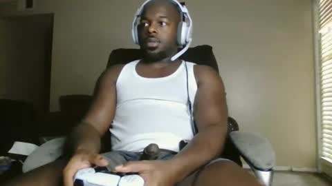 Snapshot of daddybbc52 chatting on 30, 5, 2026 Rashaudrodz.. online show from 30, 5, 2026