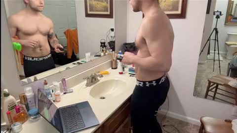 DaddydayDrinkz online show from 8, 2, 2025