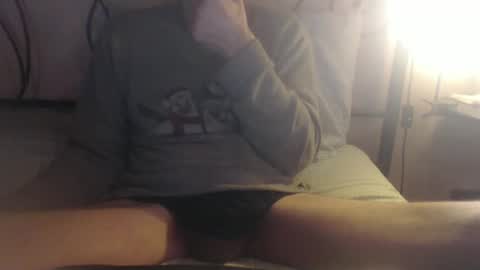 Snapshot of daddylove2017 chatting on 6, 12, 2024 alby online show from 6, 12, 2024
