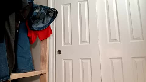 Snapshot of daddyplumber1 chatting on 20, 12, 2025 daddyplumber1 online show from 20, 12, 2025