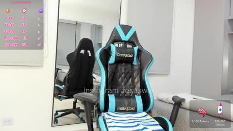 Snapshot of daddyrich4u chatting on 12, 11, 2025 daddyrich4u online show from 12, 11, 2025