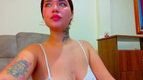 Valen online show from 3, 11, 2025