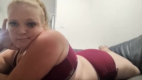 Snapshot of daddysbrat1990 chatting on 23, 2, 2025 SPhR3 FLs online show from 23, 2, 2025