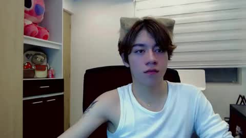 Snapshot of dae_lune chatting on 21, 2, 2026 dae_lune online show from 21, 2, 2026