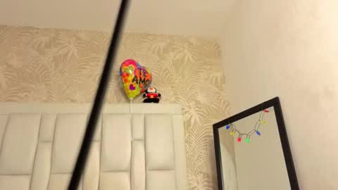 daffnelewis online show from 14, 1, 2026