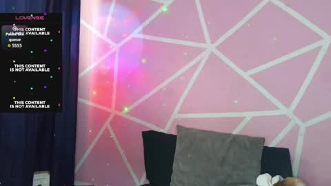 dafna lorens  online show from 15, 4, 2026