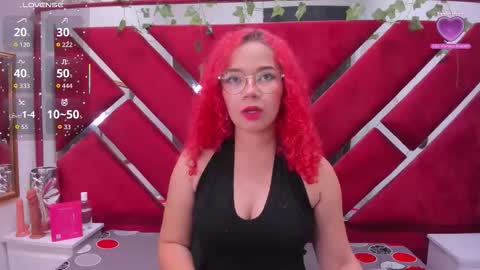 Snapshot of dafne__fire chatting on 19, 11, 2025 dafne__fire online show from 19, 11, 2025
