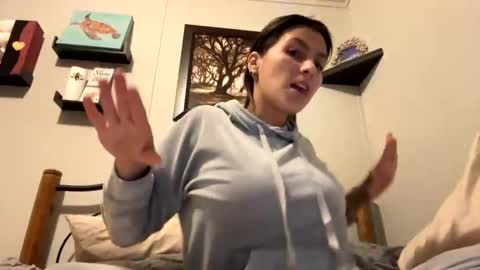 Snapshot of dafnecloutier chatting on 2, 2, 2025 Dafne 27 Cory-24 online show from 2, 2, 2025