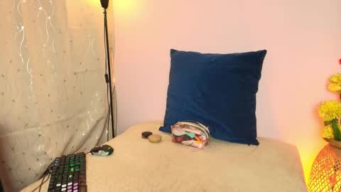 dafnemel online show from 11, 2, 2026