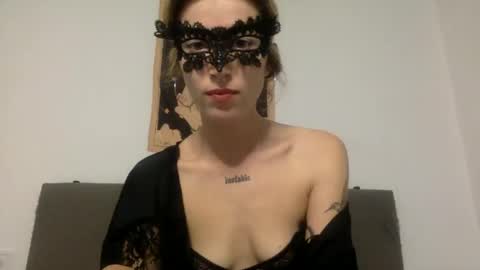 dafnesqueeze online show from 1, 12, 2024