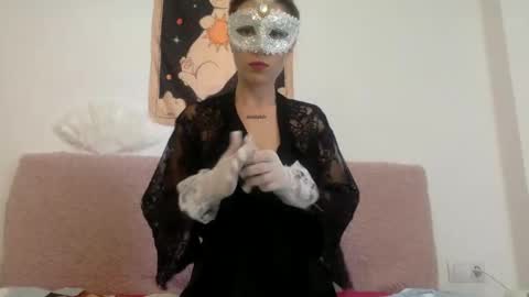 dafnesqueeze online show from 4, 12, 2024