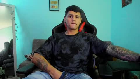 my name is Jhon and I live in colombia online show from 31, 12, 2024