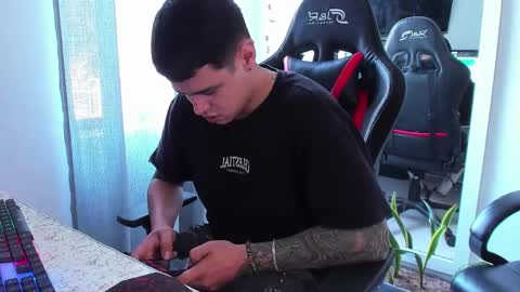 my name is Jhon and I live in colombia online show from 26, 9, 2025